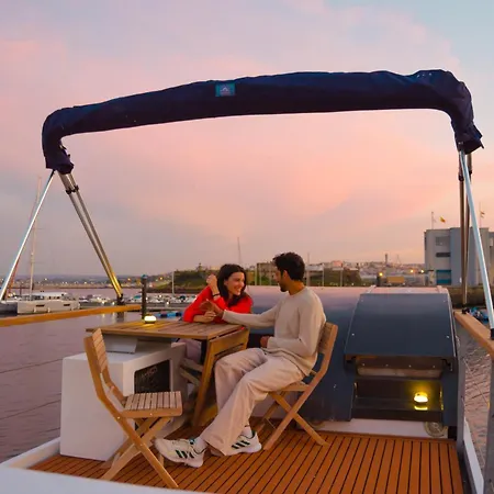 Apartment Exclusivas Vistas Al Mar En Casa Barco, Pleno Centro, Terraza, Parking *