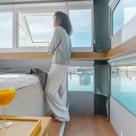 Exclusivas Vistas Al Mar En Casa Barco, Pleno Centro, Terraza, Parking Apartment *