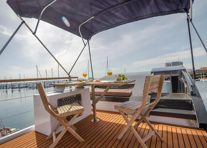 Exclusivas Vistas Al Mar En Casa Barco, Pleno Centro, Terraza, Parking Apartment