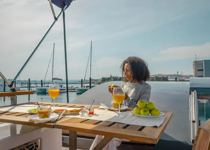 Exclusivas Vistas Al Mar En Casa Barco, Pleno Centro, Terraza, Parking *